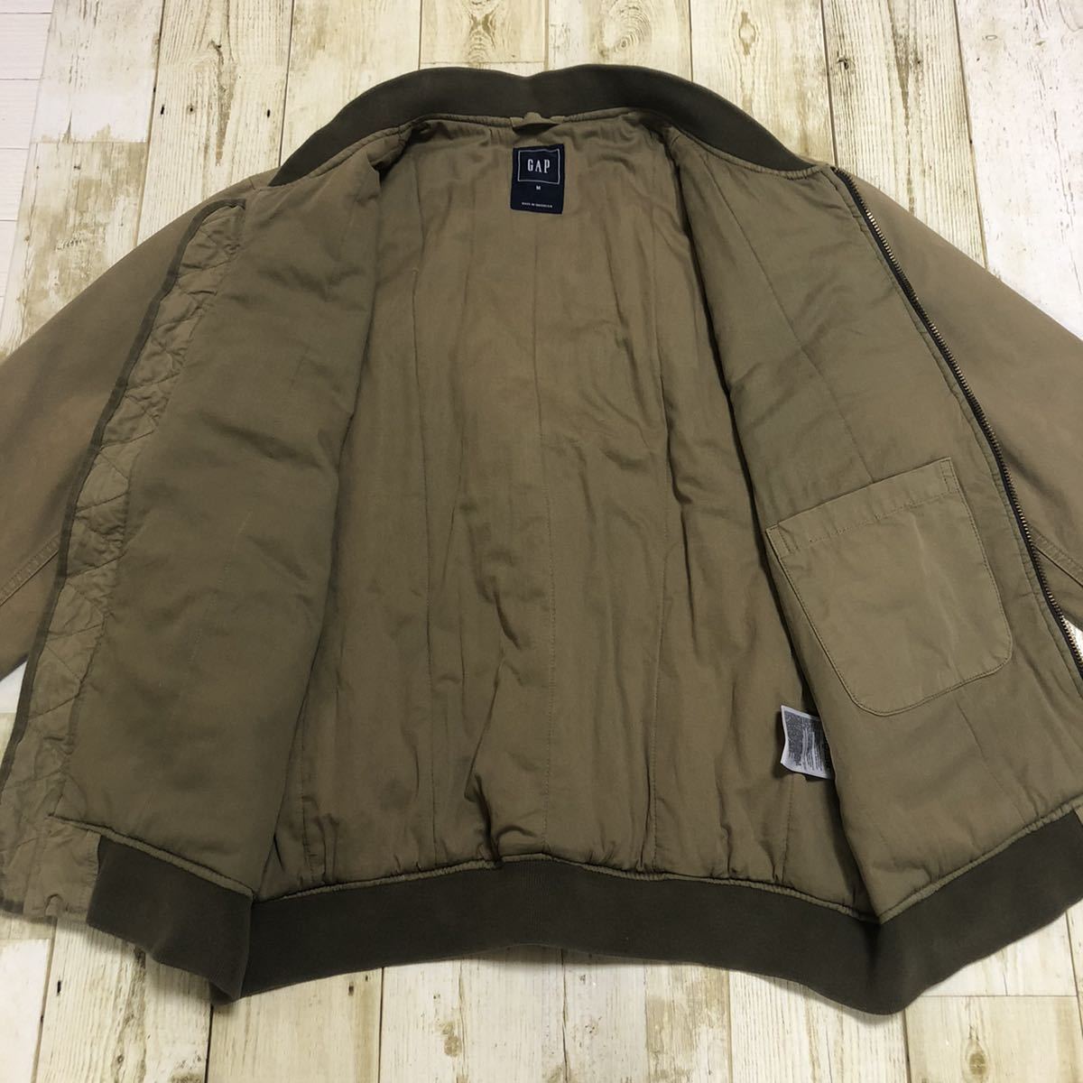 【オススメ】GAP ギャップ MA-1 コットン フライトジャケット ブルゾン ベージュ M 古着