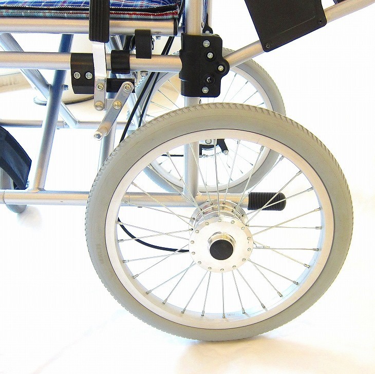 車椅子 介護用 介助式 軽量 折り畳み 多機能　 跳ね上げ式　スイングアウト　送料無料　カドクラ KADOKURA ビスケット レッド B601-AKR_画像9