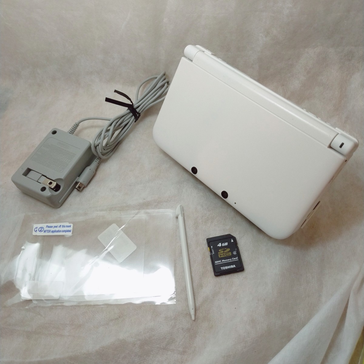 ニンテンドー3DS LL 3DSLL Nintendo 3DS LL 充電器 3DS本体 タッチペン ホワイト SDカード