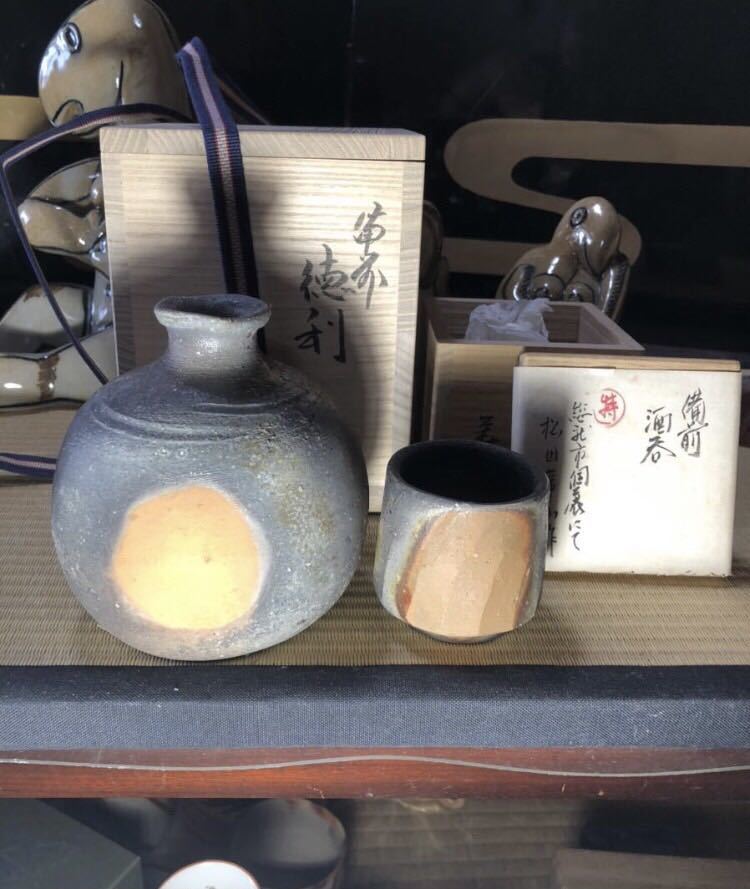 備前焼 酒器 徳利 ぐい呑 備前 岡山県重要無形文化財　松田華山　個展作　酒器　セット　肩付徳利　窯変　最上作　丸特　四代_画像1