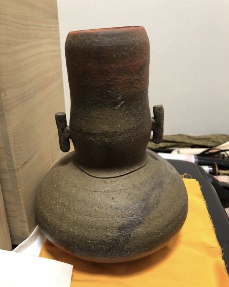 珍品 岡山県重要無形文化財 隠崎隆一 耳付き 花器 花入 花瓶 二 珍品 岡山県重要無形文化財 隠崎隆一 耳付き 花器 花入 花瓶 二