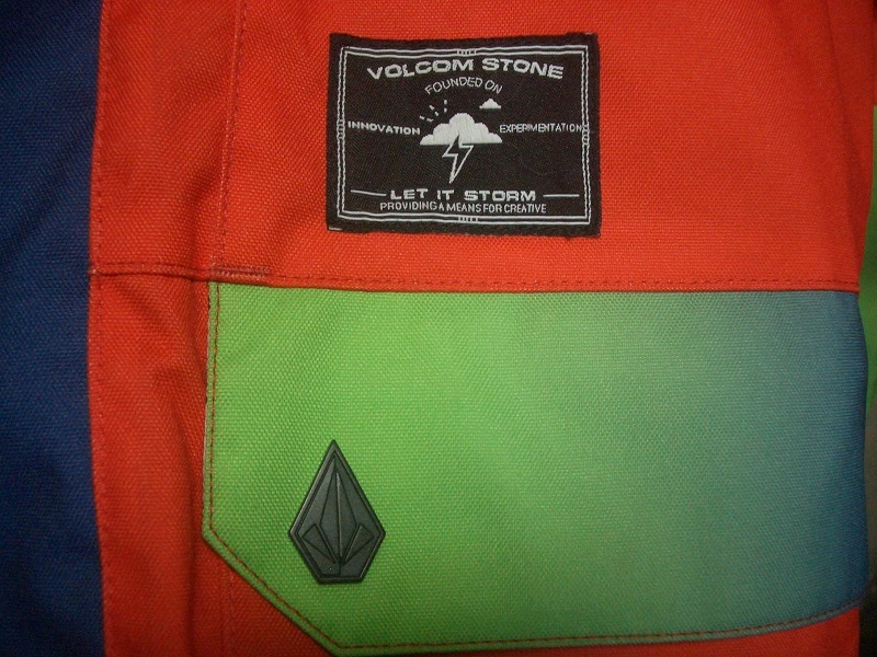 送料込 VOLCOM ボルコム 上下セット サイズL 美USED 送料無料 送料込 VOLCOM ボルコム 上下セット サイズL 美USED 送料無料