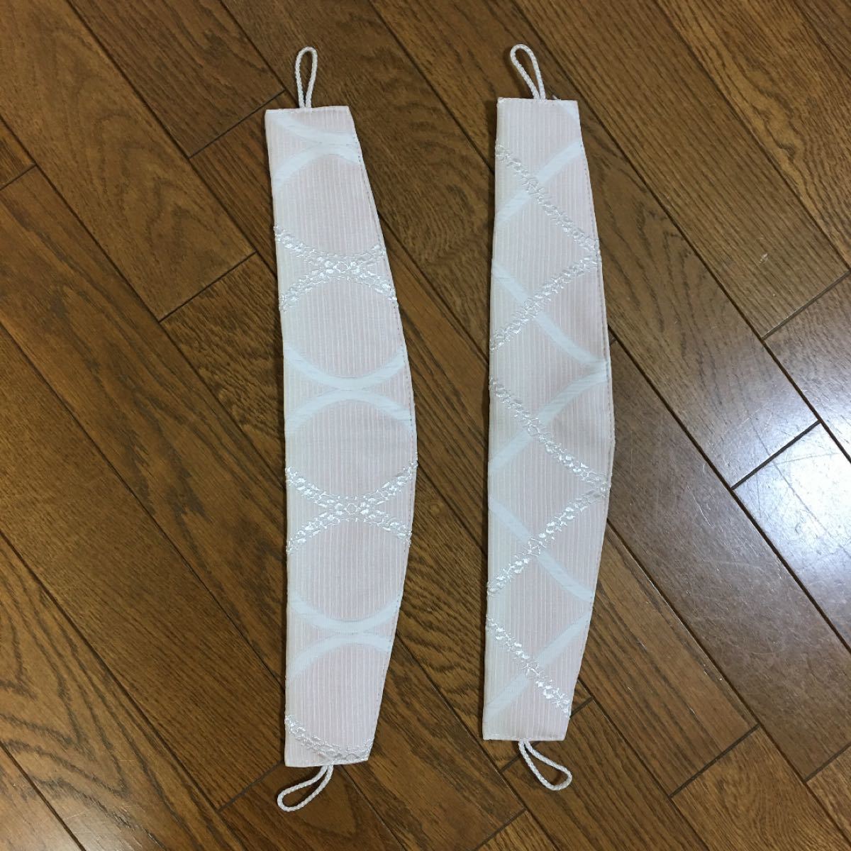 Paypayフリマ ニトリ カーテン 遮光 2枚セット タッセル付き 薄いピンク 100x0cm Paypayフリマ ニトリ カーテン 遮光 2枚セット タッセル付き 薄いピンク 100x0cm