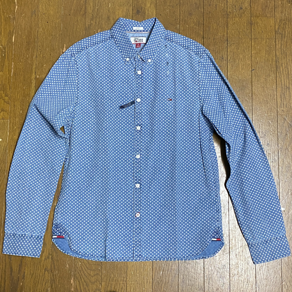 日本未入荷 【M】 トミーヒルフィガー   総柄 ESSENTIAL ダンガリー ボタンシャツ USA正規品 フラッグロゴ スリムフィット