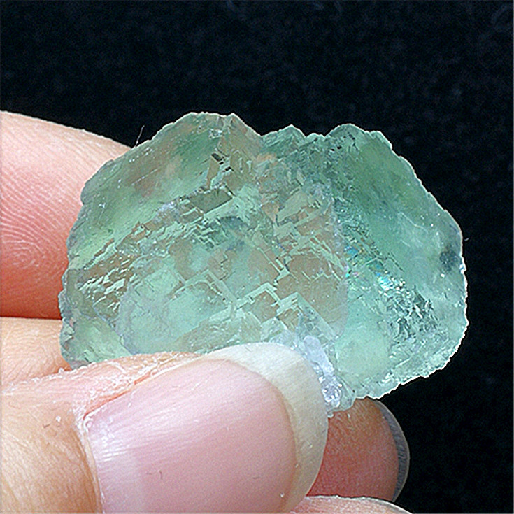 薄緑色の階段状蛍石・23g（中国産鉱物標本）_画像3