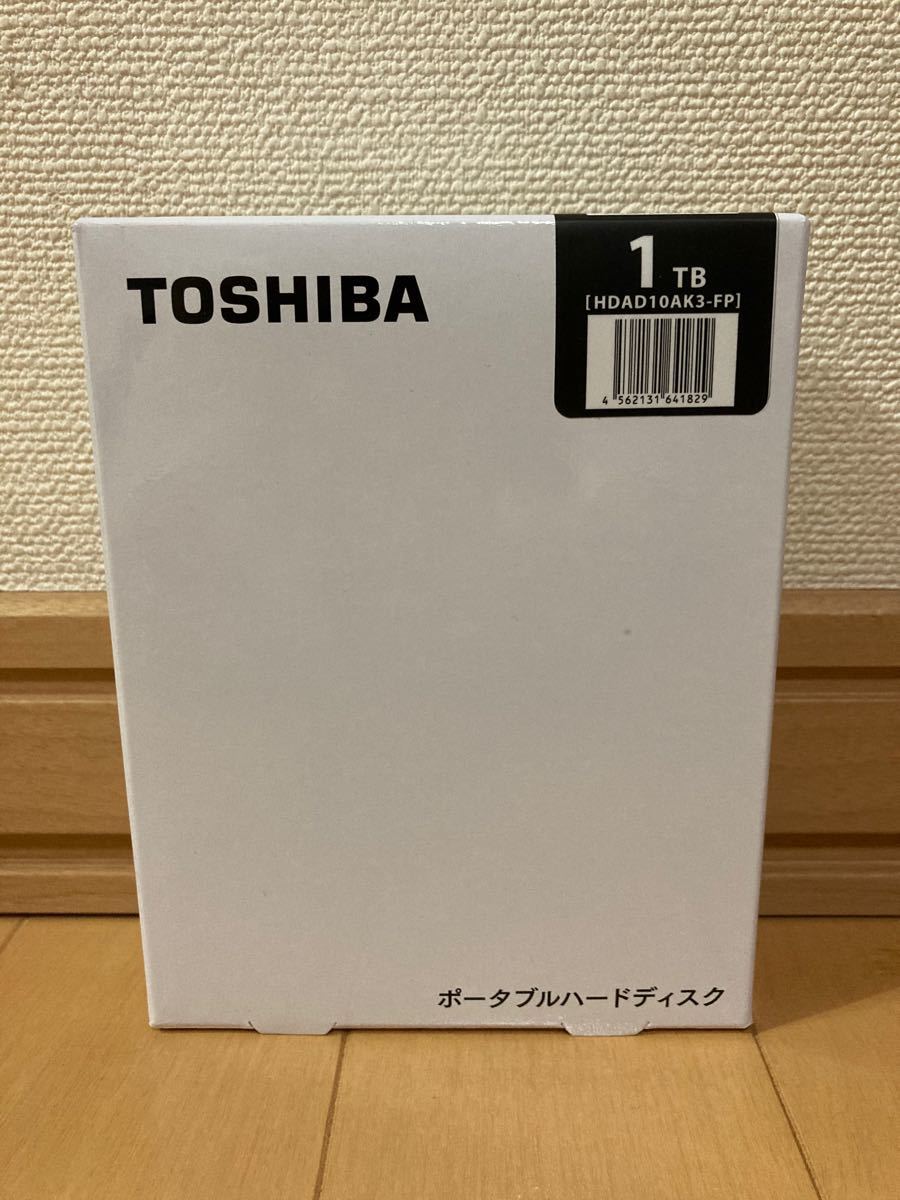 TOSHIBA 外付け ポータブルハードディスク 1TB ブラック　HDAD10AK3-FP 東芝