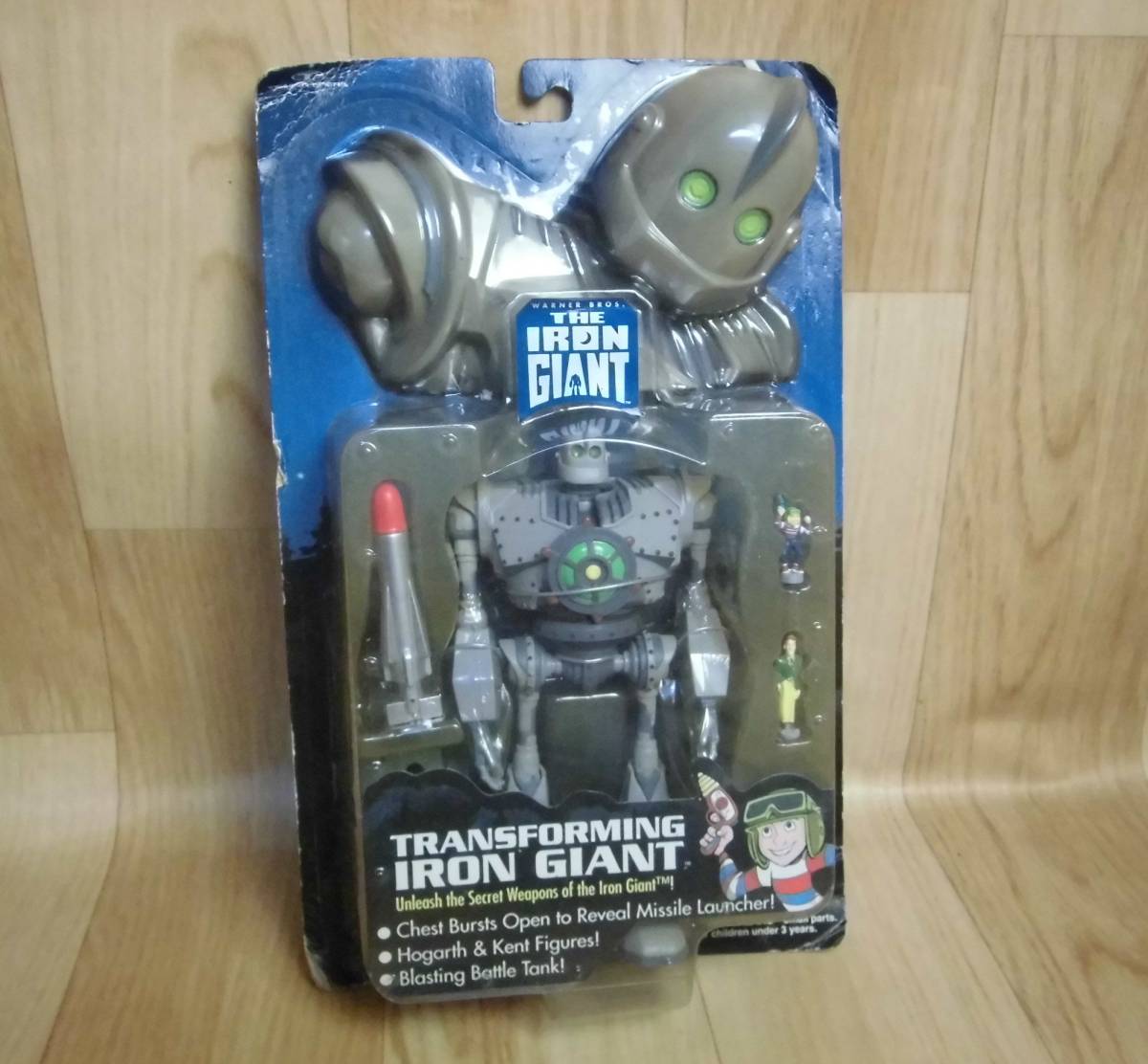 ☆【未開封】希少なアイアン・ジャイアント コレクション。Transforming IRON GIANT