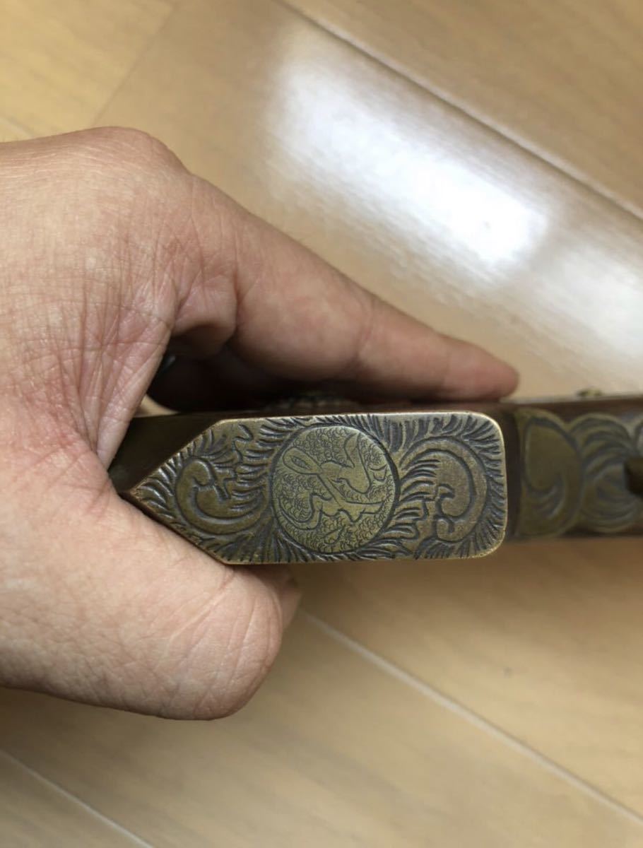 珍品　京都　特注品　飾り筒　火縄銃　剱二重巻張山城住乾茂成作　カラクリ動きます　尾栓抜けます　岡山県43565 猿盛り上げ　銀象嵌_画像5