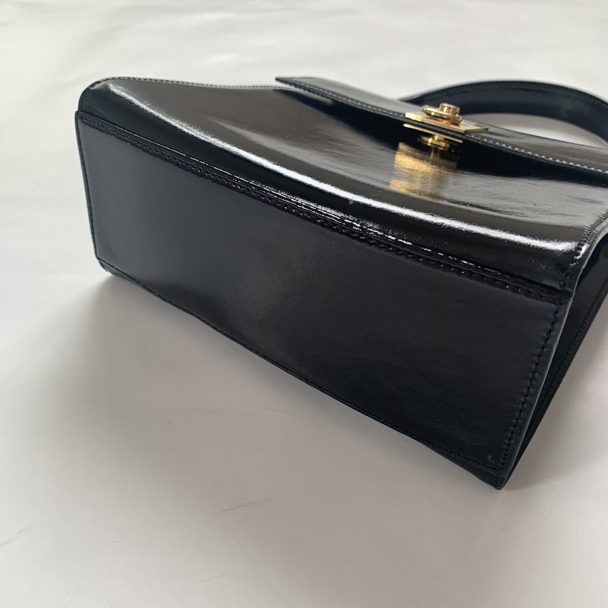永遠の定番モデル celine セリーヌ 2way パテントレザー ショルダー