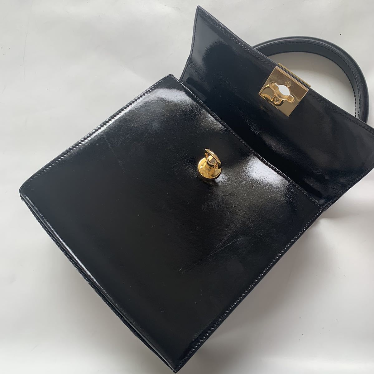 送料無料】celine セリーヌ 2way パテントレザー ショルダーバッグ