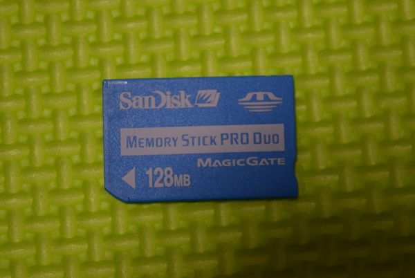 SANDISK サンディスク 128MB メモリースティック プロ デュオ 青 memory stick pro duo PSP デジカメ 送料63円_画像1