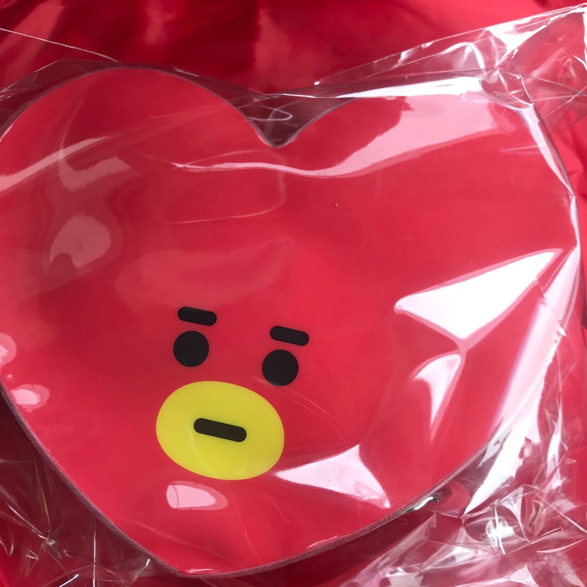 Paypayフリマ Bt21 Tata バレンタインポーチ Paypayフリマ Bt21 Tata バレンタインポーチ