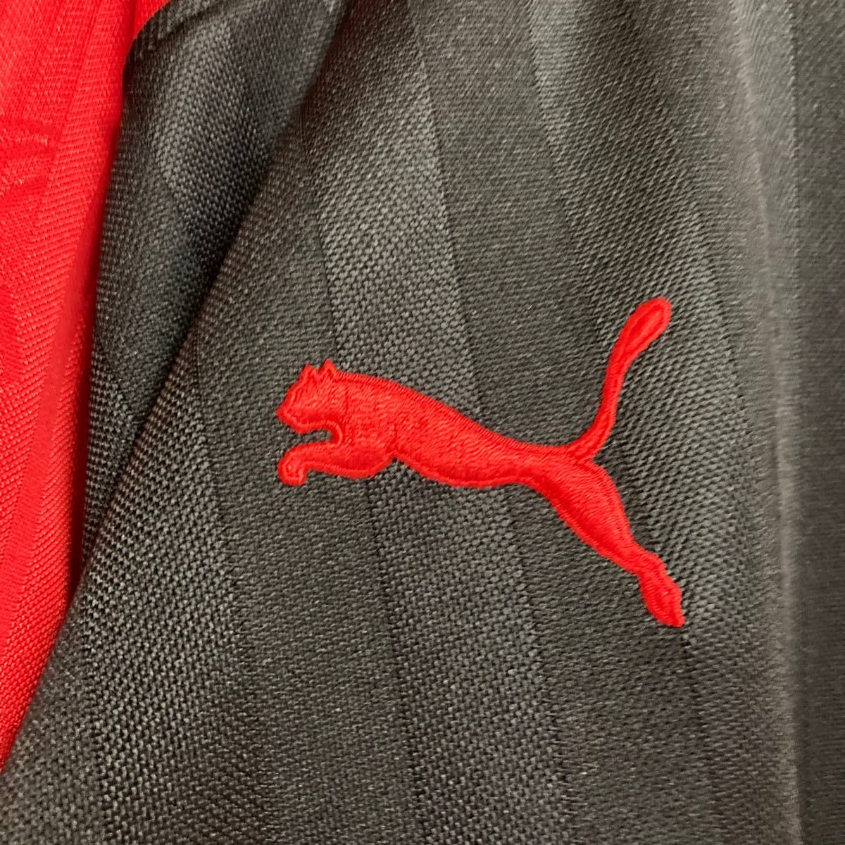 PUMA】ジャージ 上 ジャケット 黒x赤 サイドライン 黒x赤 プーマ PUMA】ジャージ 上 ジャケット 黒x赤 サイドライン 黒x赤 プーマ