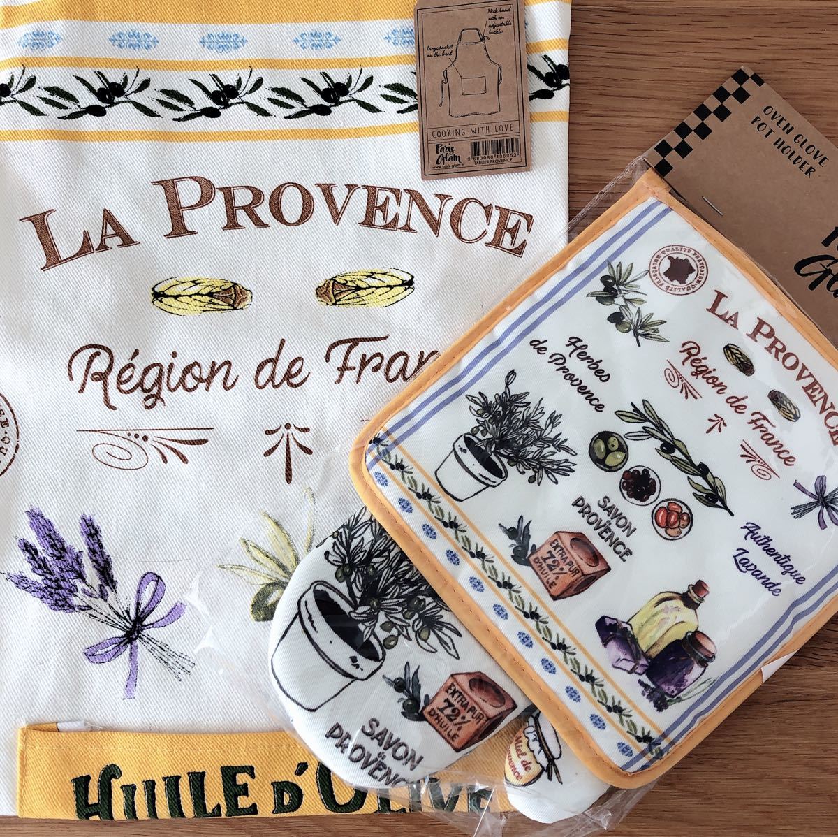 鍋つかみと鍋敷きの2点セット　La Provence