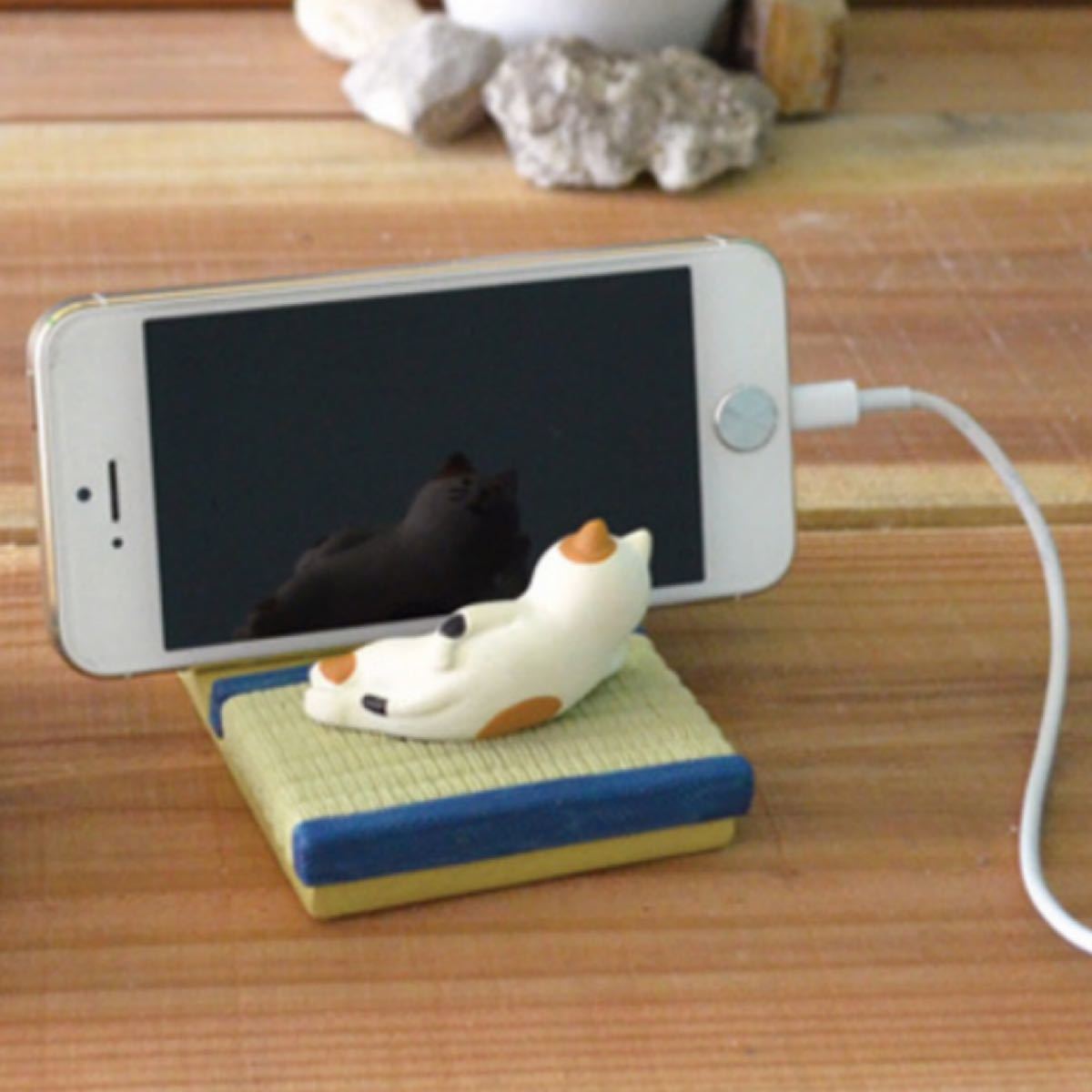 Paypayフリマ スマホスタンド スマートフォン立て スマホアクセサリー 猫 白猫 キャット デコレーション 癒しグッズ Paypayフリマ スマホスタンド スマートフォン立て スマホアクセサリー 猫 白猫 キャット デコレーション 癒しグッズ