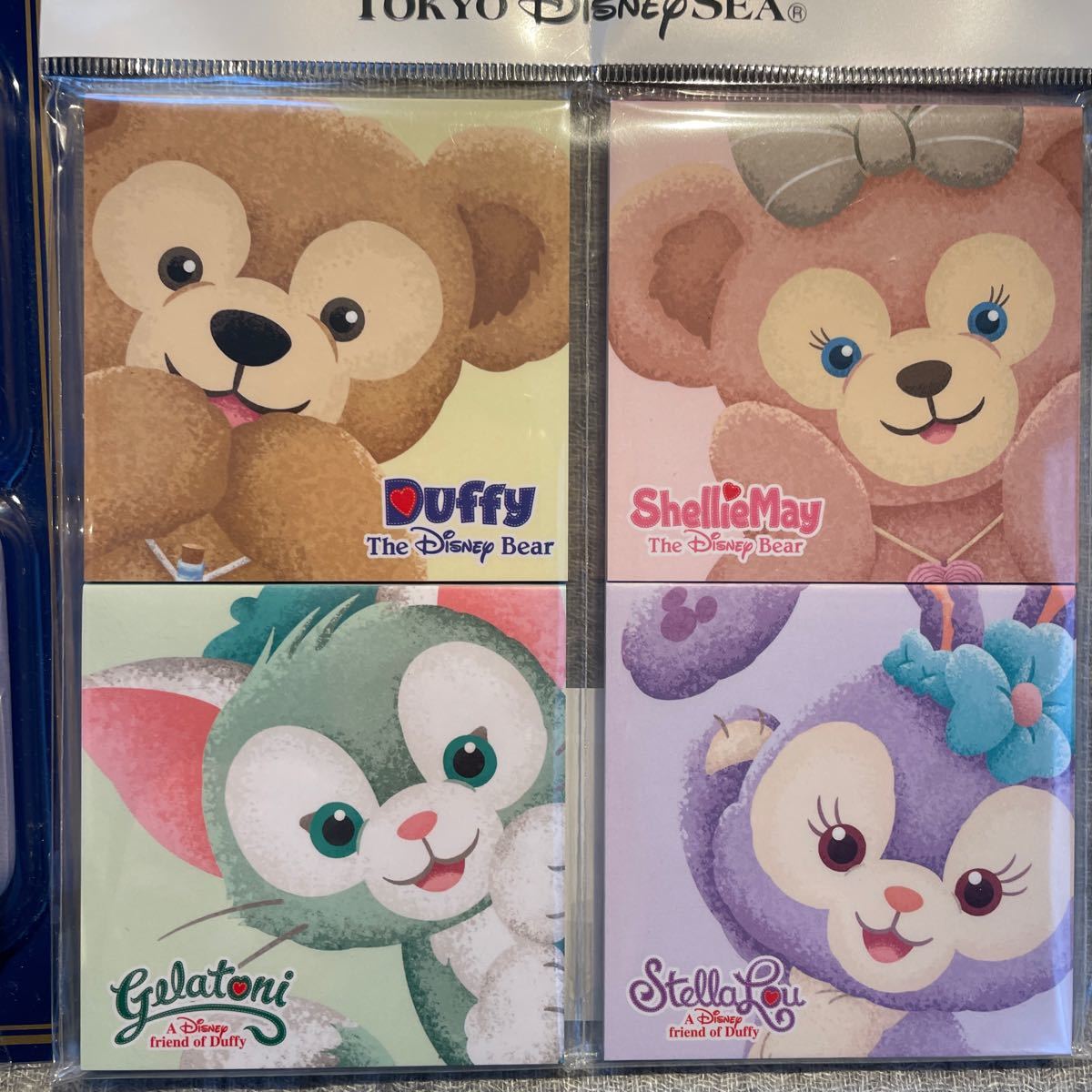 Paypayフリマ ダッフィーフレンズ ミニ缶 メモ用紙 セット Paypayフリマ ダッフィーフレンズ ミニ缶 メモ用紙 セット