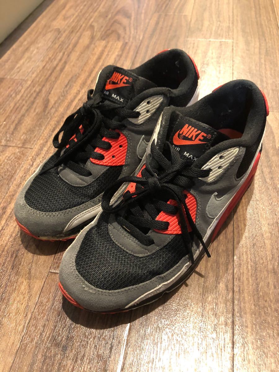 Paypayフリマ Nike エアマックス90 スニーカー 赤黒 Paypayフリマ Nike エアマックス90 スニーカー 赤黒