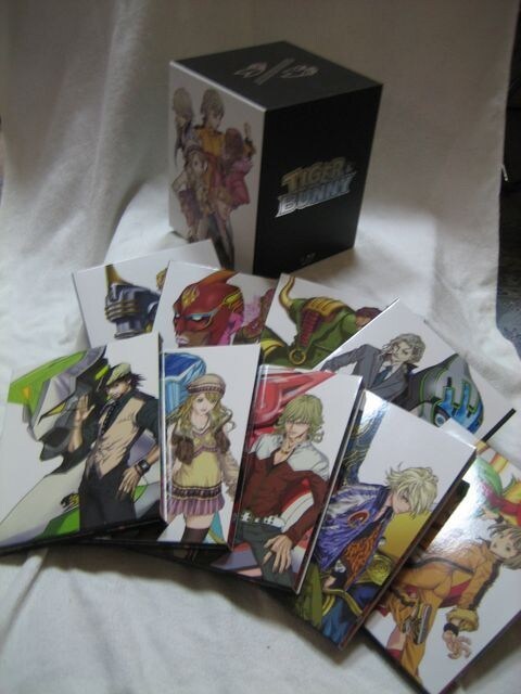 ☆TIGER&BUNNY タイガー&バニー Blu-ray 初回限定盤 全9巻セット BOX付 タイバニ