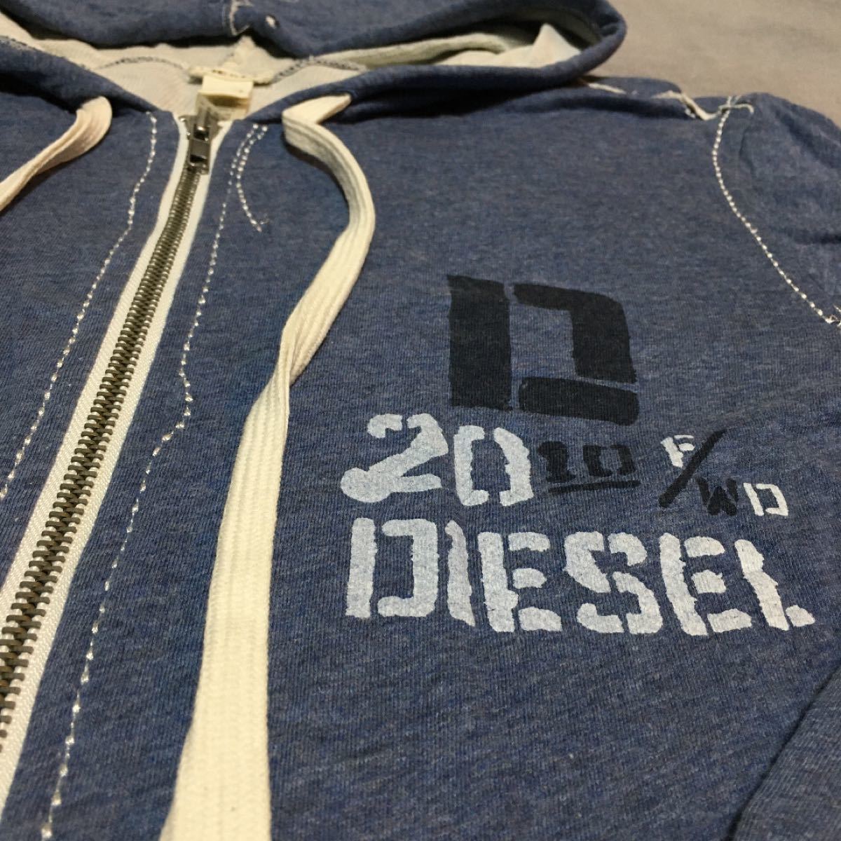 ☆ DIESEL［2010 ダメージ加工　フルジップ　パーカー］Sサイズ☆