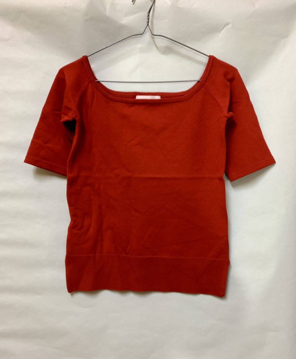 美品　AZUL BY MOUSSYトップス Tシャツ カットソー　アズールバイマウジー　赤　半袖　レディース_画像2