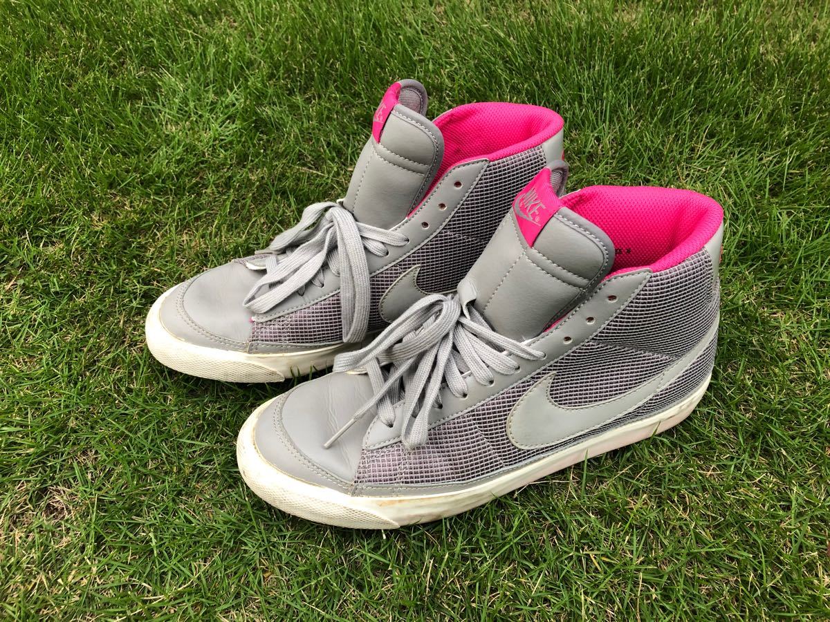 Paypayフリマ Nike スニーカー ハイカット グレー ピンク Paypayフリマ Nike スニーカー ハイカット グレー ピンク