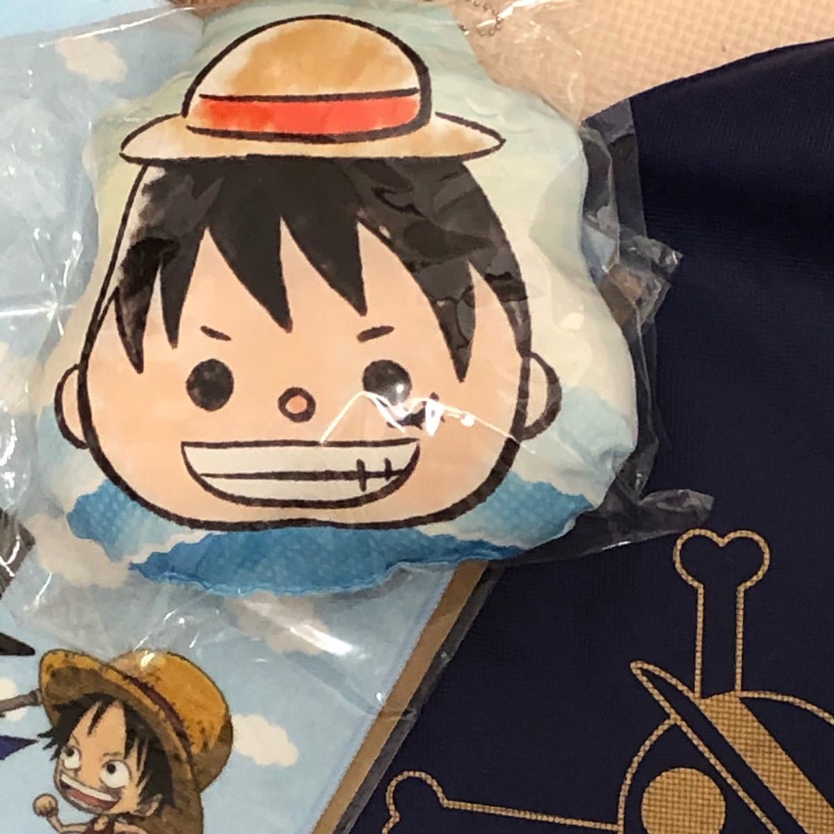 ワンピース ONE PIECE 2019 福袋 海賊袋 麦わらストア 輩缶 ワンピース ONE PIECE 2019 福袋 海賊袋 麦わらストア 輩缶