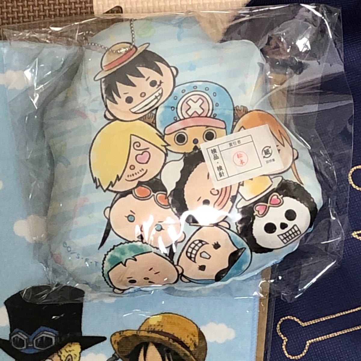 ワンピース ONE PIECE 2019 福袋 海賊袋 麦わらストア 輩缶 ワンピース ONE PIECE 2019 福袋 海賊袋 麦わらストア 輩缶