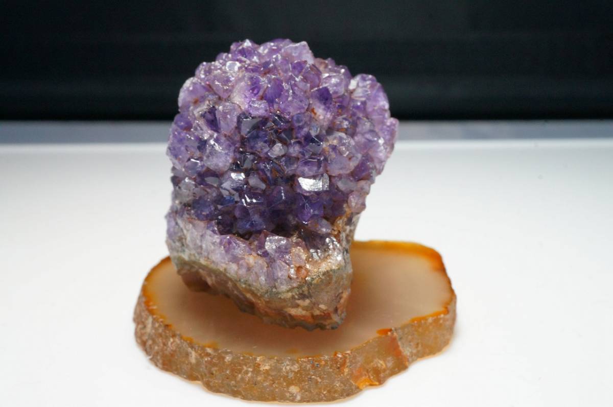 30年前の未使用在庫!アメジストウルグアイ産/amethyst /紫水晶/アメジスト＆瑪瑙台座付き431ct/86.2g_画像4