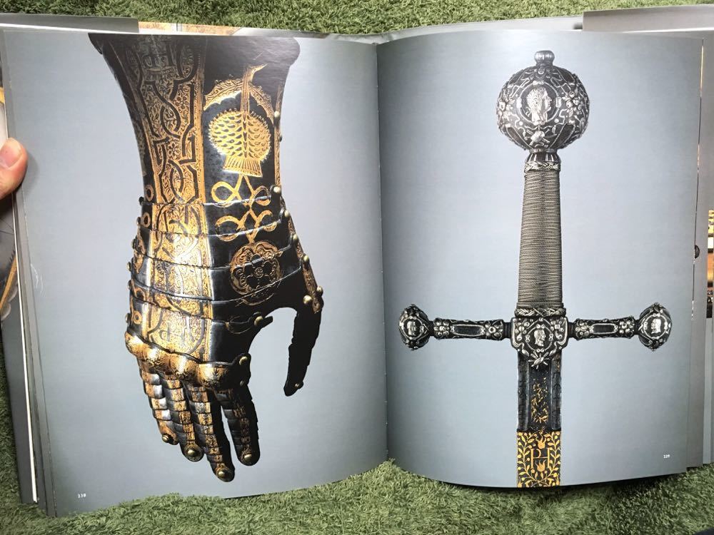 洋書 西洋甲冑 武器 写真集 その1 / 騎士 甲冑 刀剣 中世 LARP 洋書 西洋甲冑 武器 写真集 その1 / 騎士 甲冑 刀剣 中世 LARP