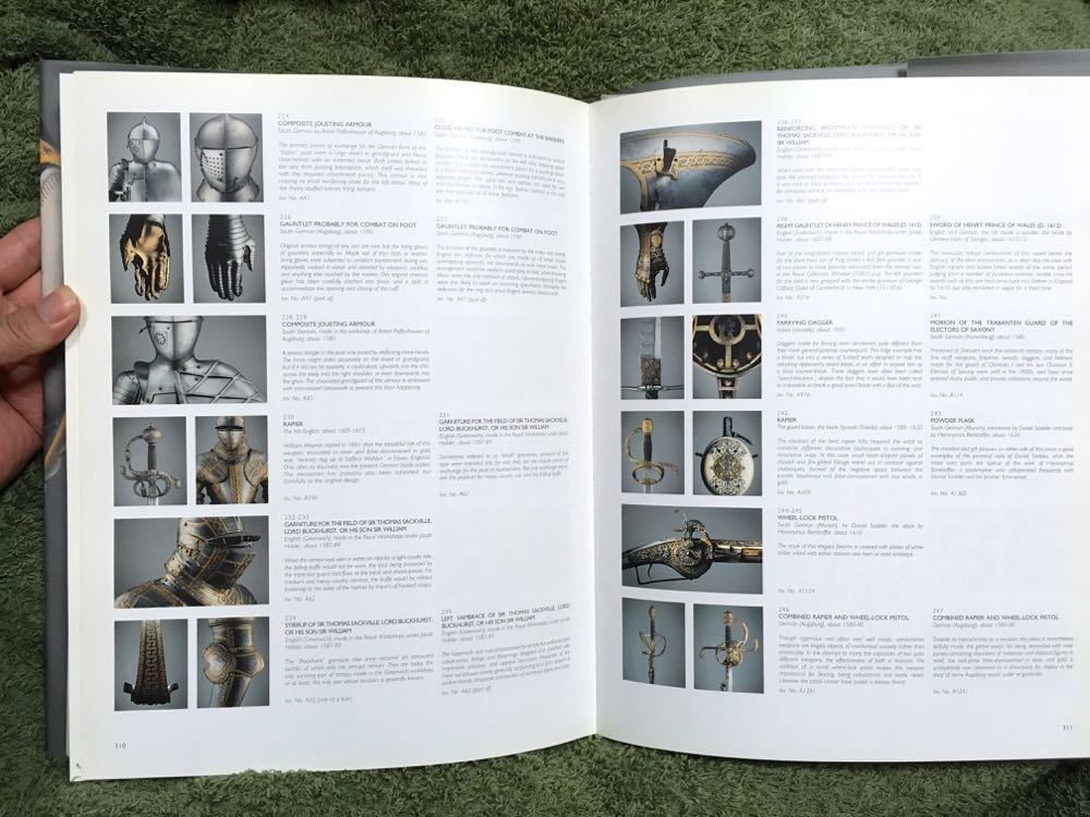 洋書 西洋甲冑 武器 写真集 その1 / 騎士 甲冑 刀剣 中世 LARP 洋書 西洋甲冑 武器 写真集 その1 / 騎士 甲冑 刀剣 中世 LARP