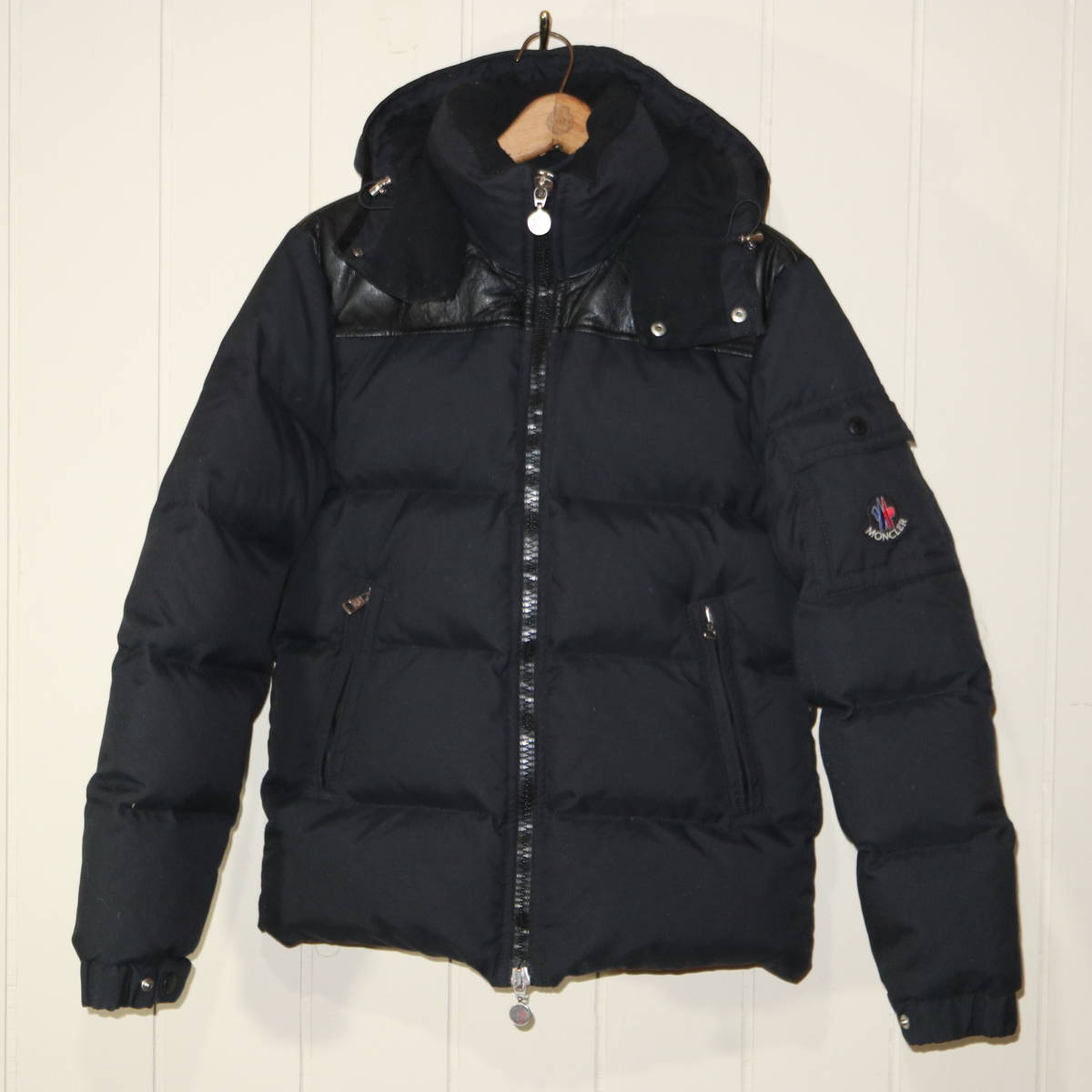 Yahoo!オークション - MONCLER モンクレール eye JUNYA WATA...