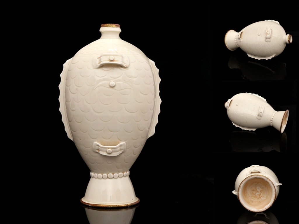 直送商品宋時代定窯刻魚紋包金魚形瓶! 高26.5cm 直径14.5cm 宋