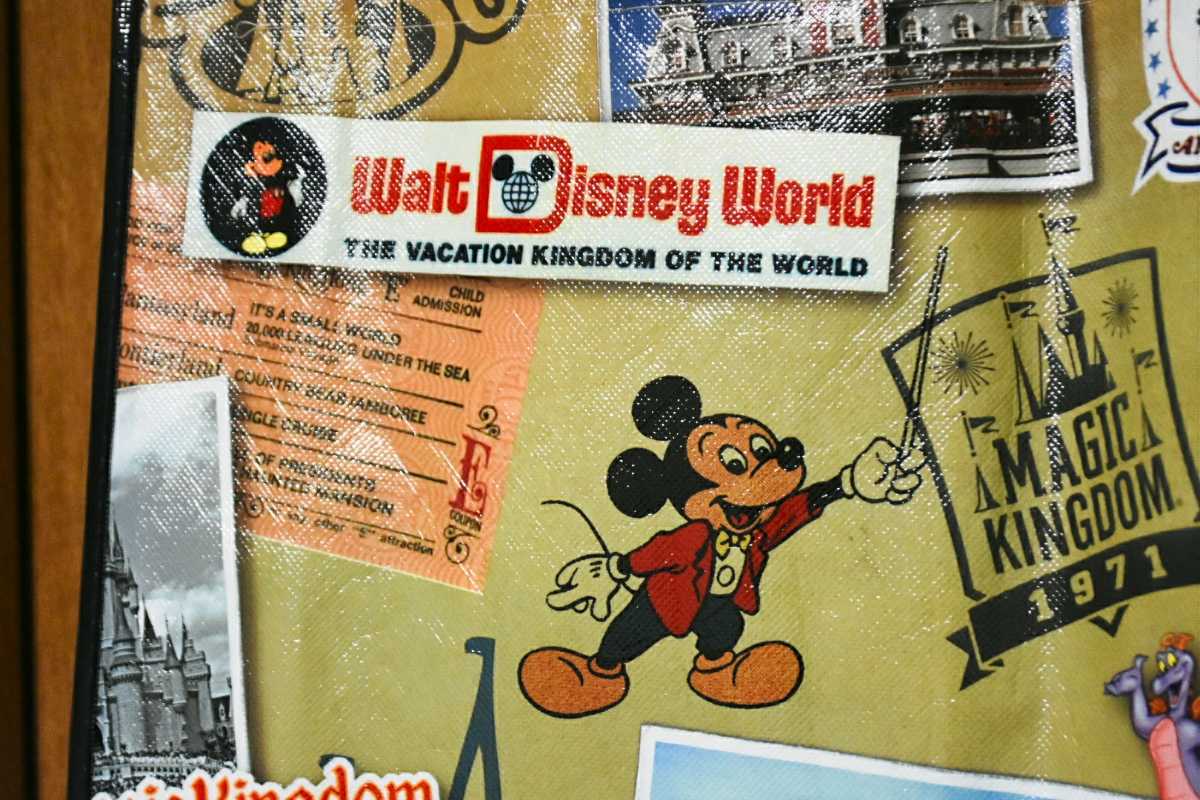 PayPayフリマ|大判 ウォルト・ディズニーワールド 40周年 通販の人気 ディズニーランド50周年 記念ポスター 海外ディズニー ミッキー キャラクターグッズ