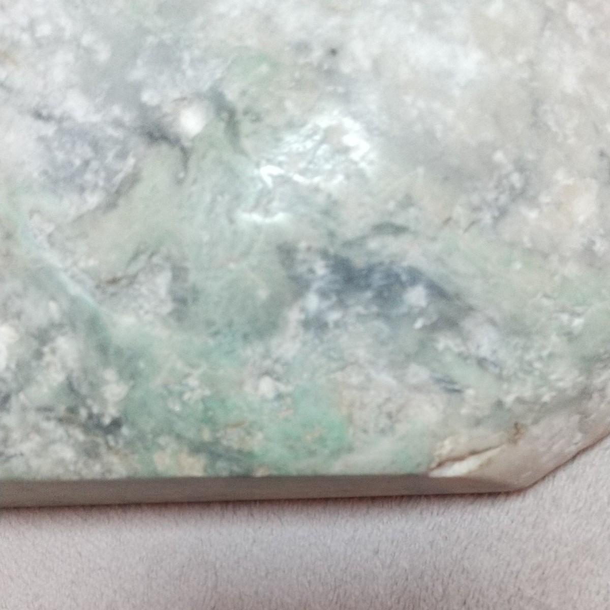 糸魚川翡翠 翡翠ヒスイ 原石 天然砥石 | noonanwaste.com