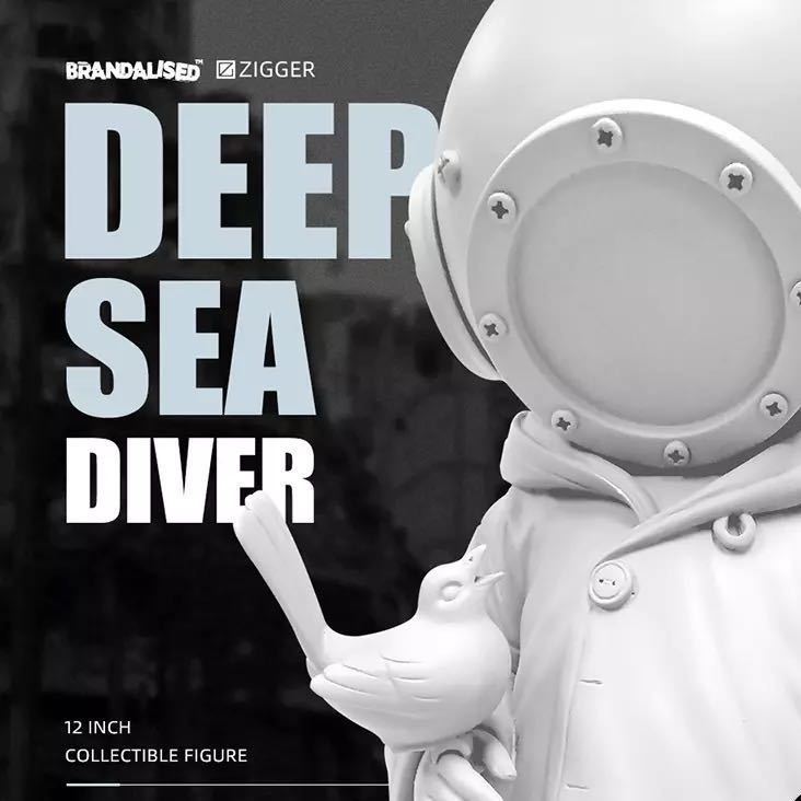 『DEEP SEA DIVER』※BRANDALISED ディープ　シーダイバー　 BANKSY バンクシー　フィギュア　コレクショントイ　正規品　 送料込み