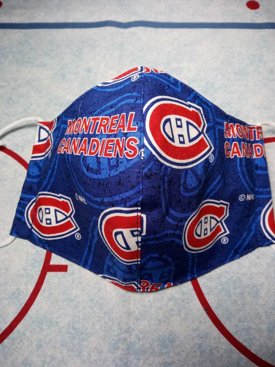 1点のみ★NHL Montreal Canadiens モントリオール カナディアンズ プリントFace Off! マスクカバー カナダ製 Made in Canada スッキリ型_画像1