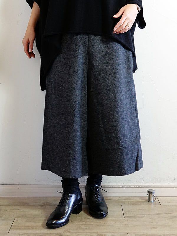 期間限定お試し価格】 新品 未着 日本製 定価、19.000+税 黒 サイズ1