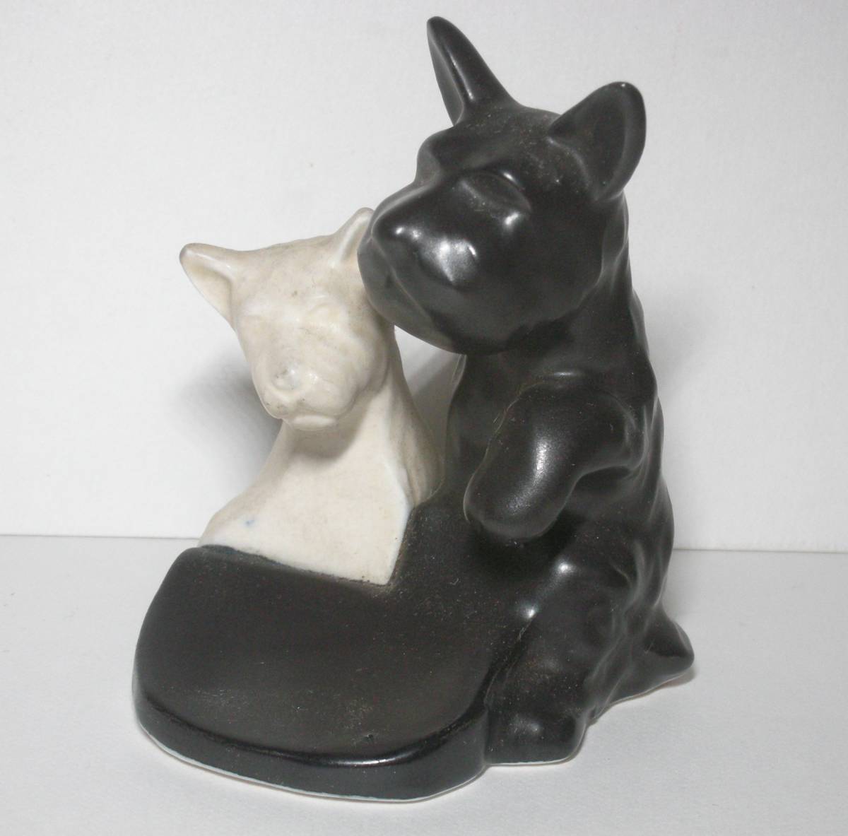 スコッチテリア ブラック＆ホワイト 犬 陶器 置物_画像5