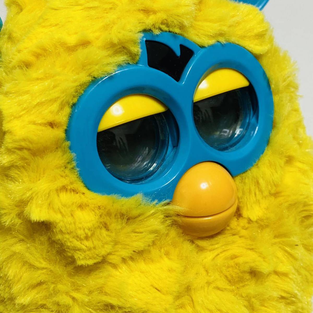 【動作品】ファービー Furby イエロー ブルー 海外版 英語版 HASBRO 希少 レア_画像5