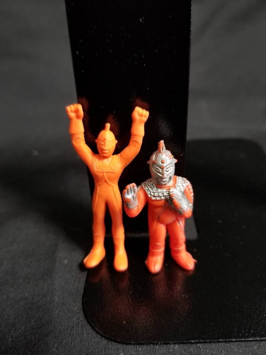 Исправление персонажа № 149 Ультраман -монстр ластика Eraser Ultraman Seven 2 Body Orange + Color Ver