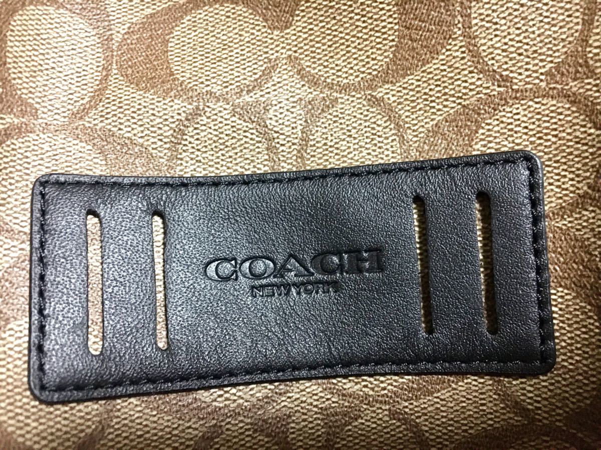 COACH　コーチ　リビングトン バックパック シグネチャー