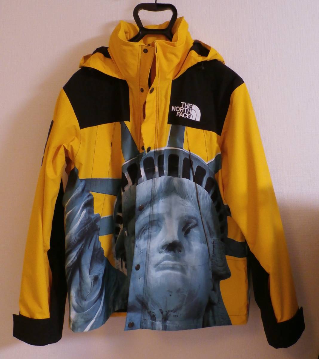 最終値下げ【美品】=Supreme × The North Face＝ Statue of Liberty Mountain Jacket【M】Yellow シュプリーム×ノース マウンテンJK_画像2