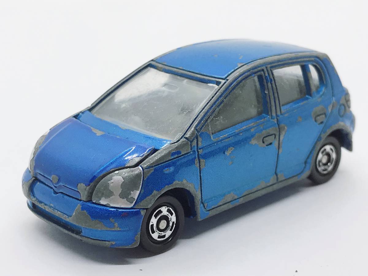 人気満点 Yahoo!オークション - い2 トミカ ミニカー トヨタ ヴィッツ 乗用車
