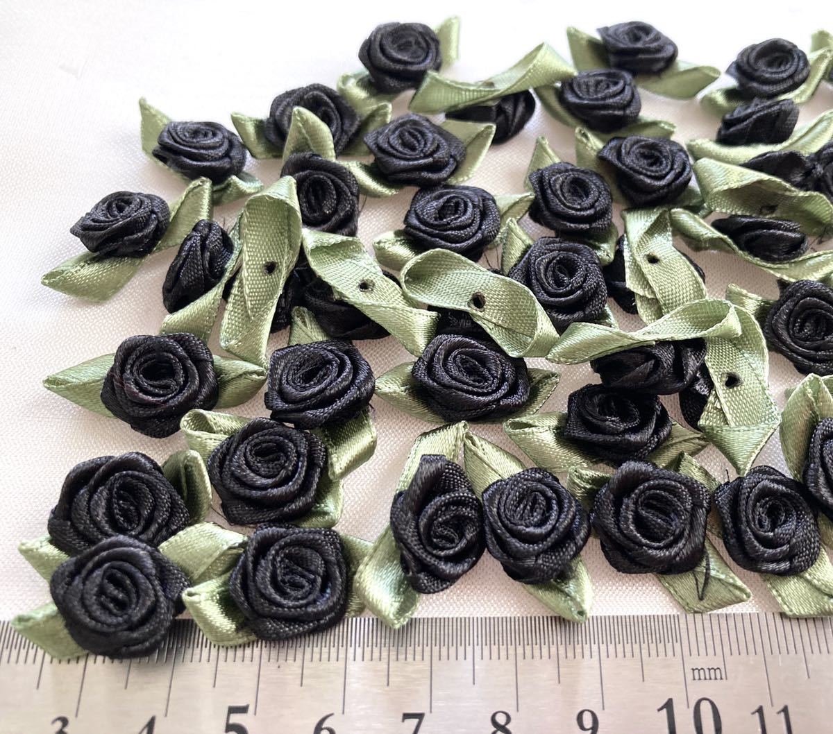 Paypayフリマ 黒 ブラック 薔薇飾り バラ ハンドメイド パーツ 裁縫 手芸 Paypayフリマ 黒 ブラック 薔薇飾り バラ ハンドメイド パーツ 裁縫 手芸