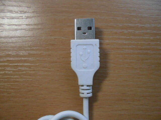 USBケーブルDCプラグ付 USB-A to DCプラグ/外径3.4mm/内径約1.3㎜m 長さ約1.3ｍ 5-60-105中古品