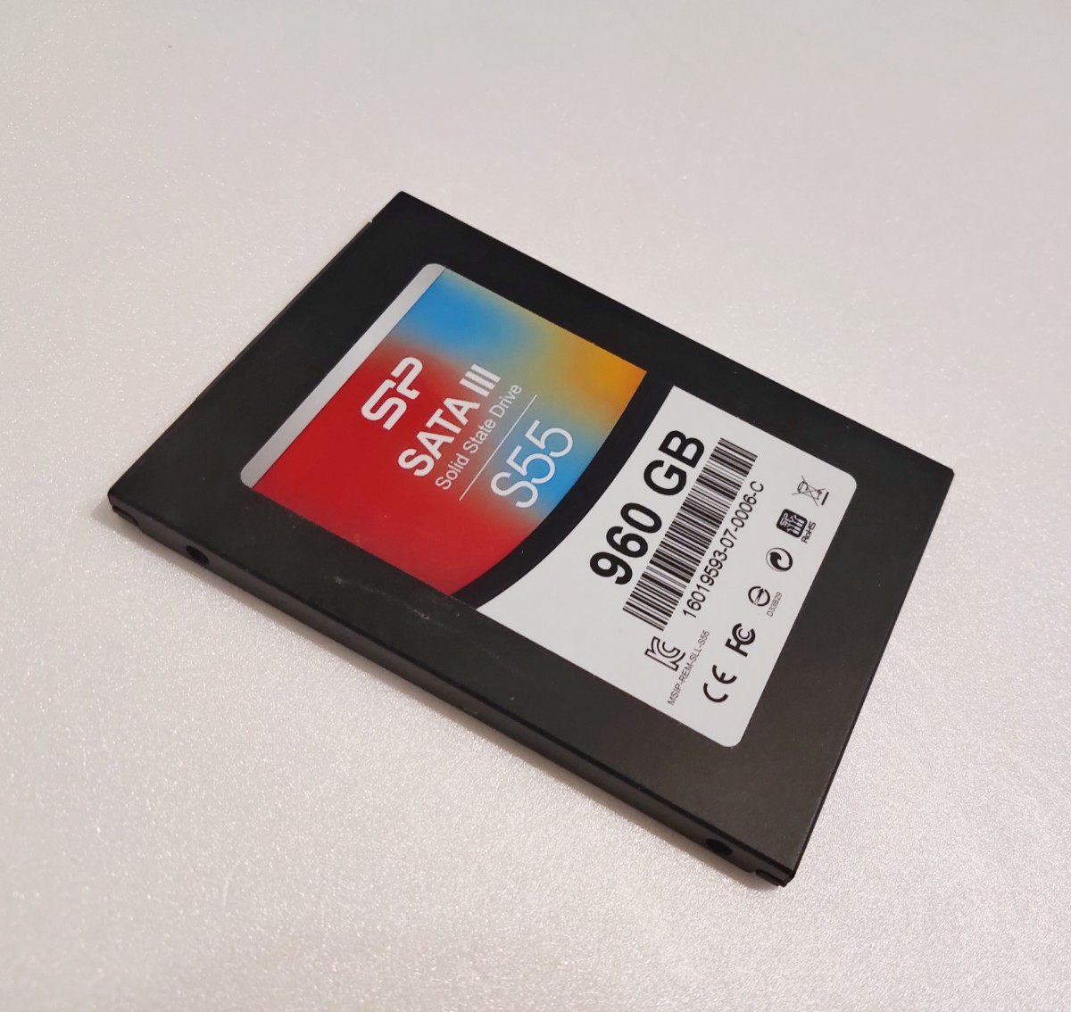 960GB 大容量SSD 2.5インチ 7mm厚