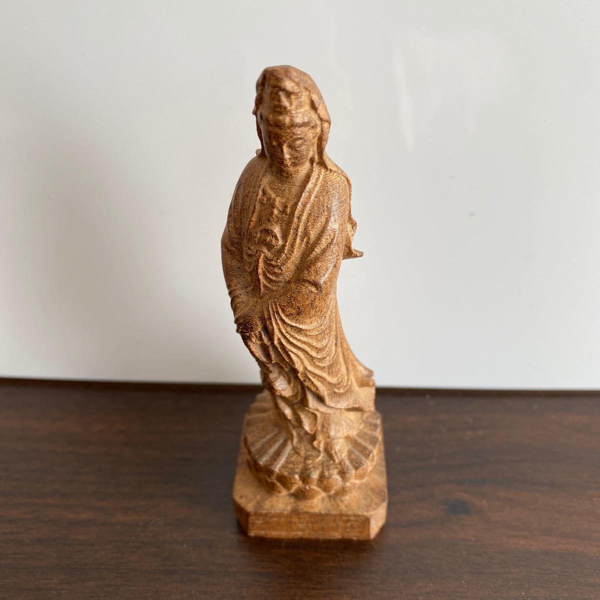 観音菩薩 仏教美術 木彫りアンティーク観音像