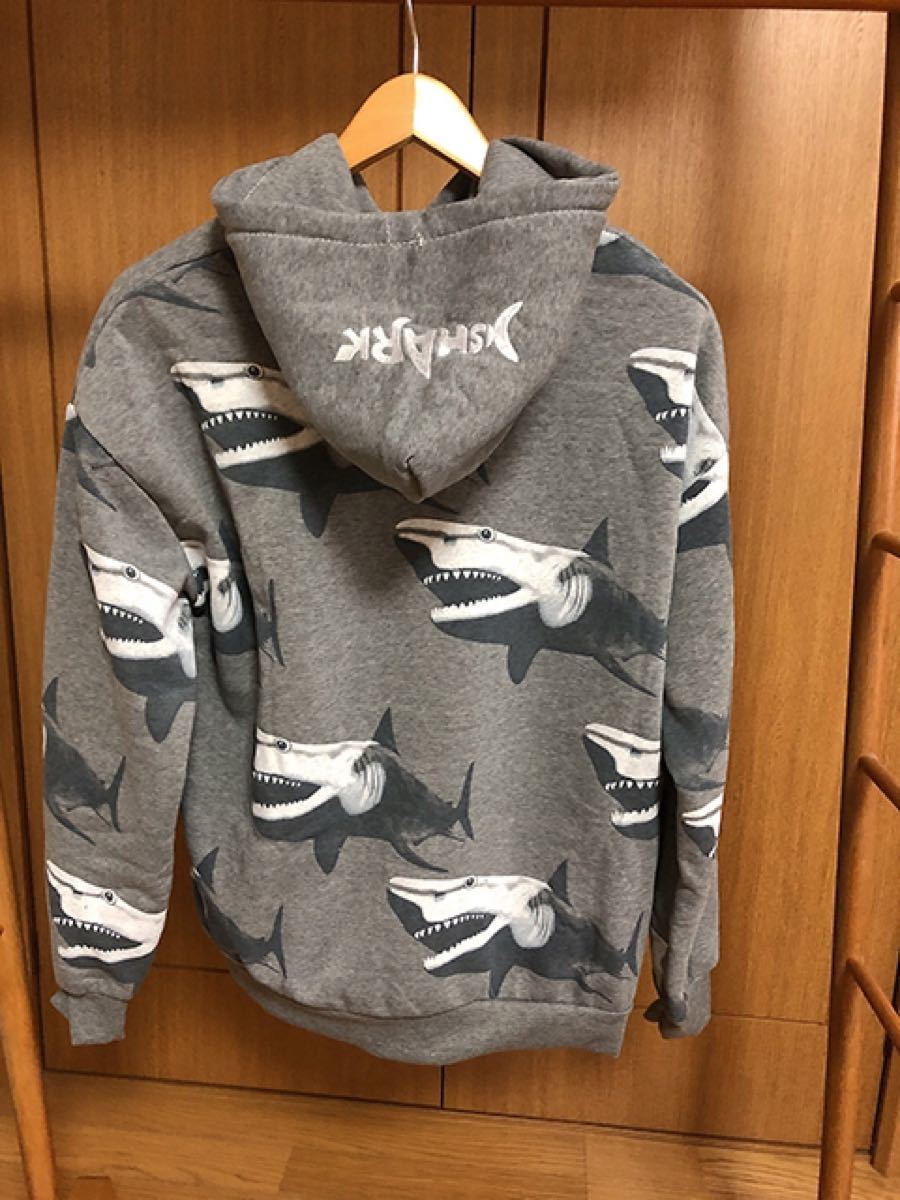 Paypayフリマ カップル ビッグシルエット フード刺繍 シャークオーバーサイズパーカー ユニセックス オーバーサイズ パーカー サメ イラスト Paypayフリマ カップル ビッグシルエット フード刺繍 シャークオーバーサイズパーカー ユニセックス オーバーサイズ パーカー サメ イラスト