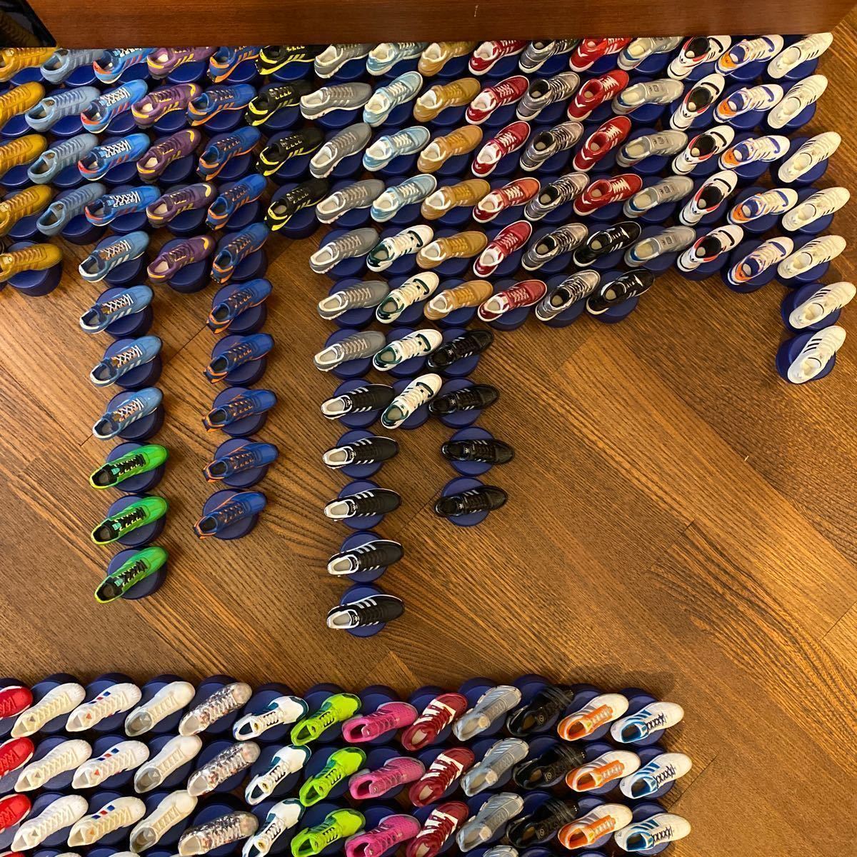 ペプシ adidas ボトルキャップ333個 レアバリエーション Pepsi bottle caps 333 pieces.Includes two complete sets.Rare color variation._画像4