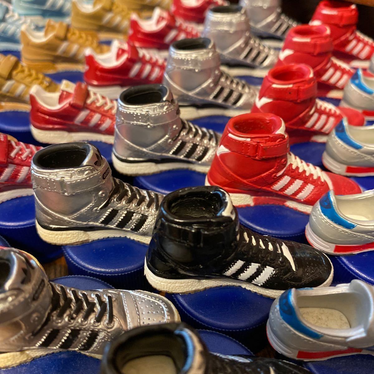 ペプシ adidas ボトルキャップ333個 レアバリエーション Pepsi bottle caps 333 pieces.Includes two complete sets.Rare color variation._画像8